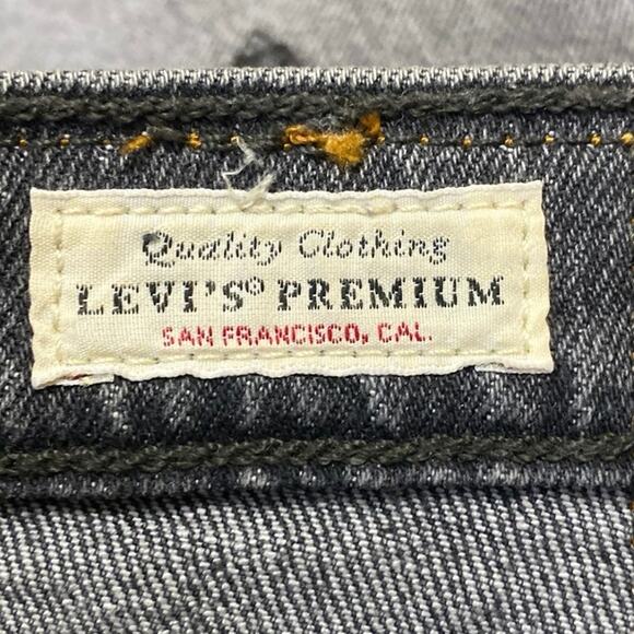 Levi's Women's Black High Waisted Button Fly Straight Leg Denim Jeans Pants 30 - Picture 4 of 4